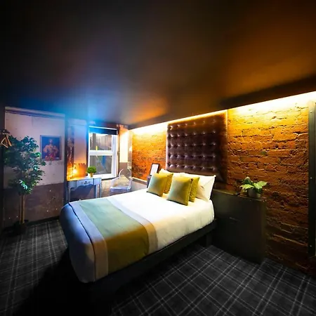 Hotel Briggate 3*