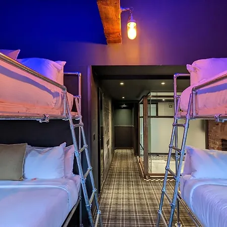 Briggate 3* Leeds (West Yorkshire)