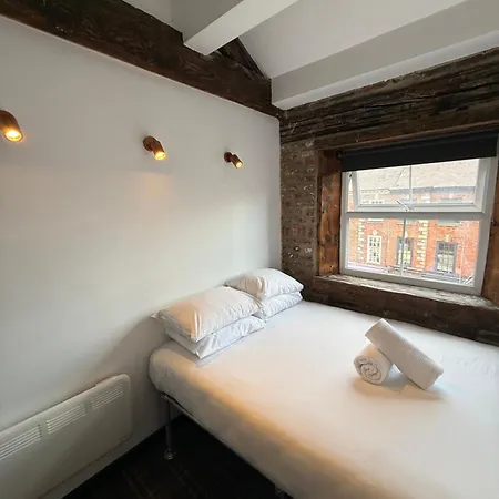 Briggate 3*