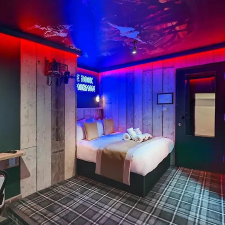 Briggate Hotel 3*