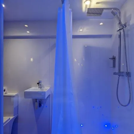 Briggate Hotel 3*