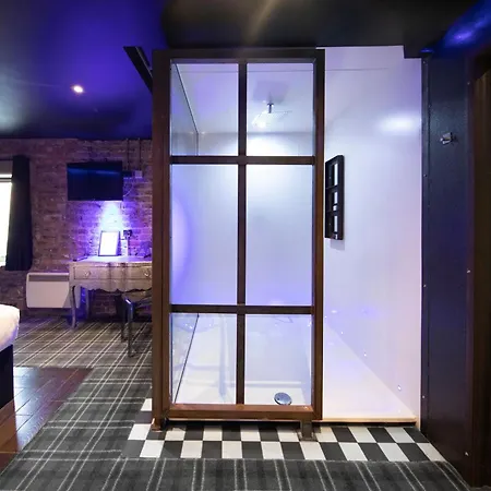 Briggate Hotel 3*