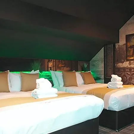 Hotel Briggate 3*