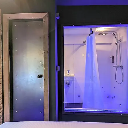 Hotel Briggate 3*