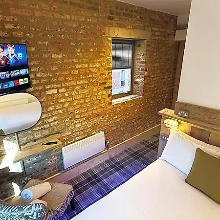 Briggate Hotel